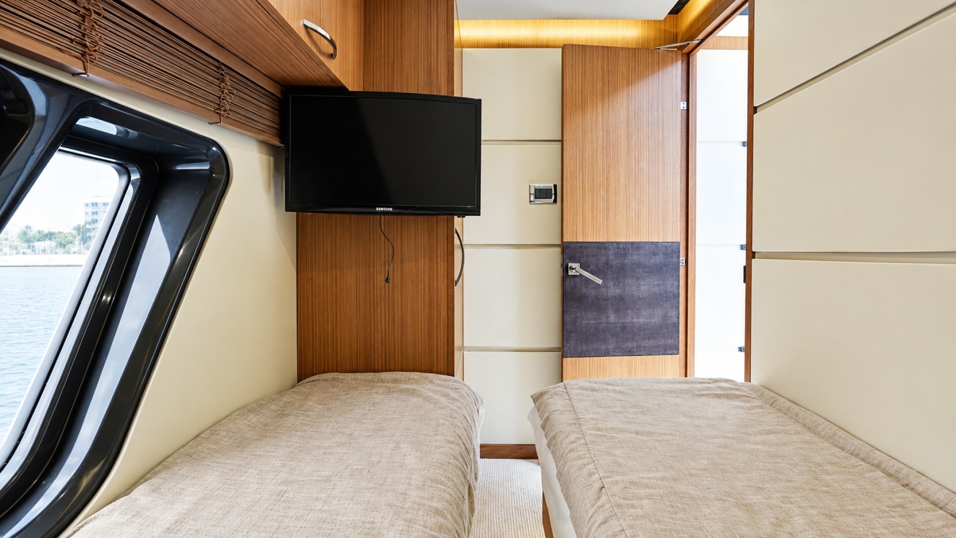 2016 Sea Ray L650 Fly