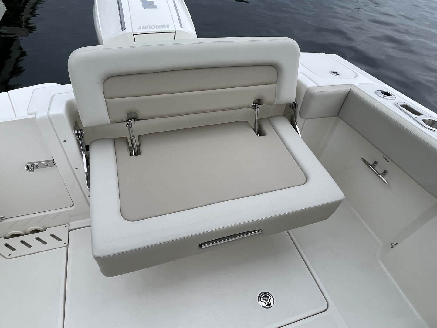 24ft Boston Whaler Yacht For Sale 24ft Boston Whaler Yacht For Sale