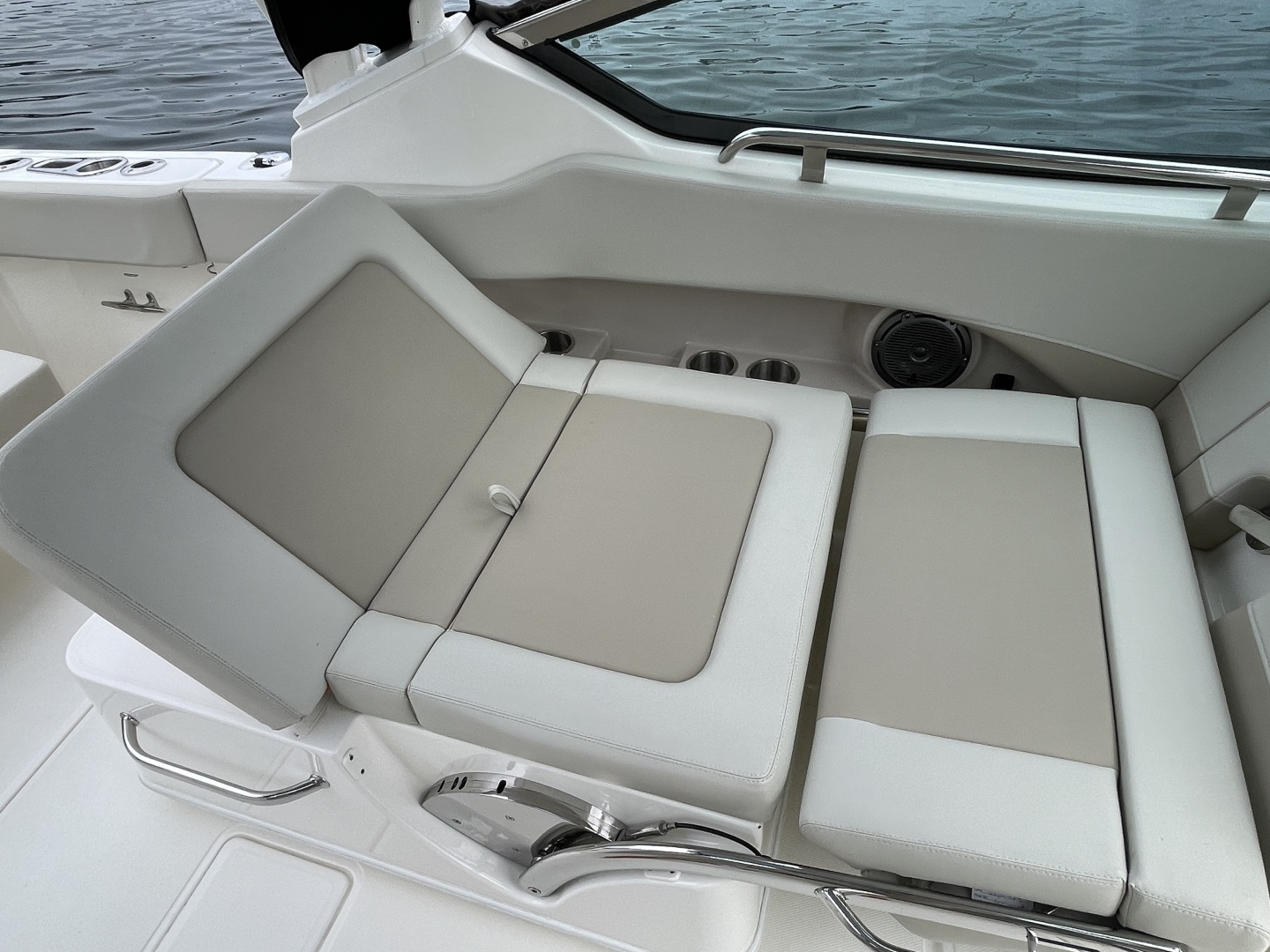 24ft Boston Whaler Yacht For Sale 24ft Boston Whaler Yacht For Sale