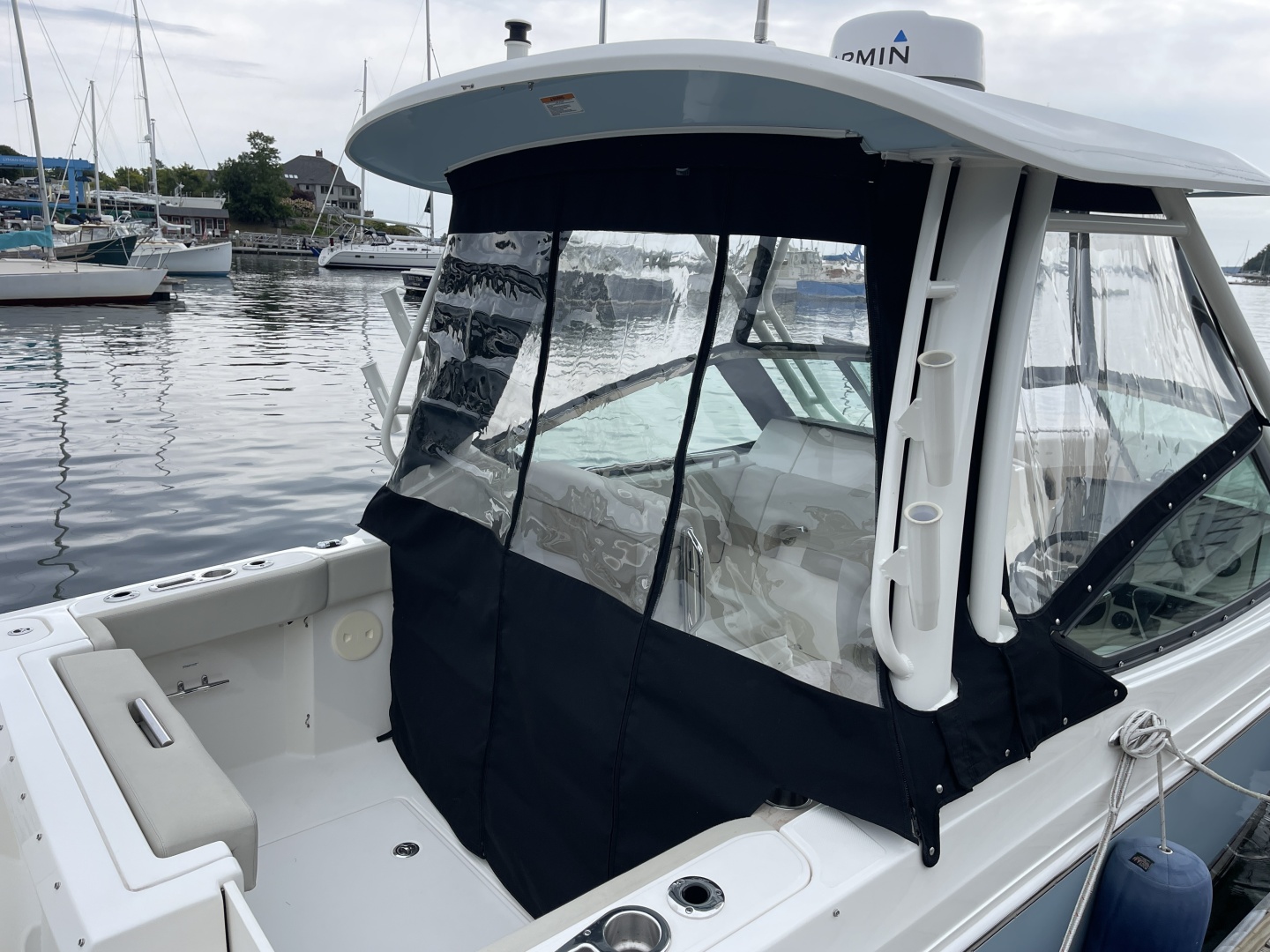 24ft Boston Whaler Yacht For Sale 24ft Boston Whaler Yacht For Sale