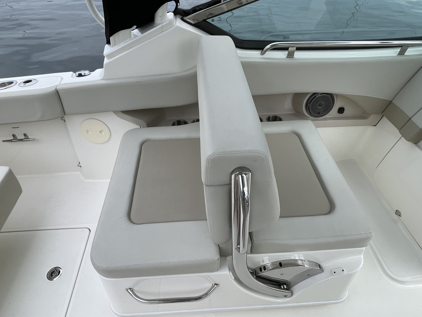 24ft Boston Whaler Yacht For Sale 24ft Boston Whaler Yacht For Sale