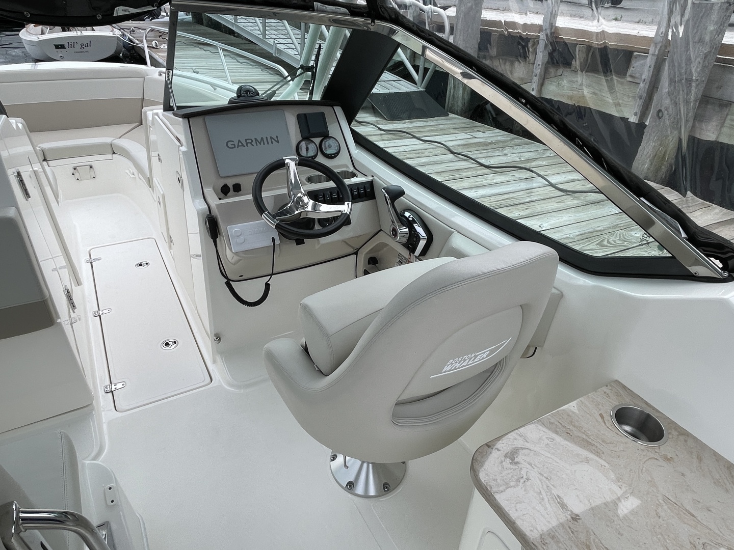 24ft Boston Whaler Yacht For Sale 24ft Boston Whaler Yacht For Sale
