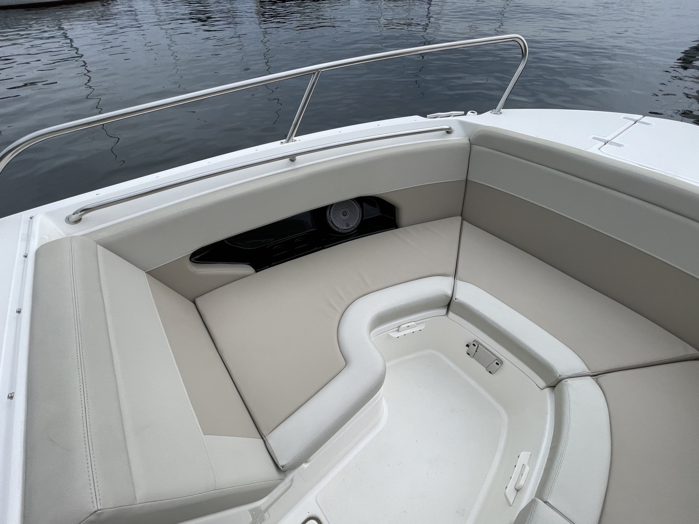 24ft Boston Whaler Yacht For Sale 24ft Boston Whaler Yacht For Sale