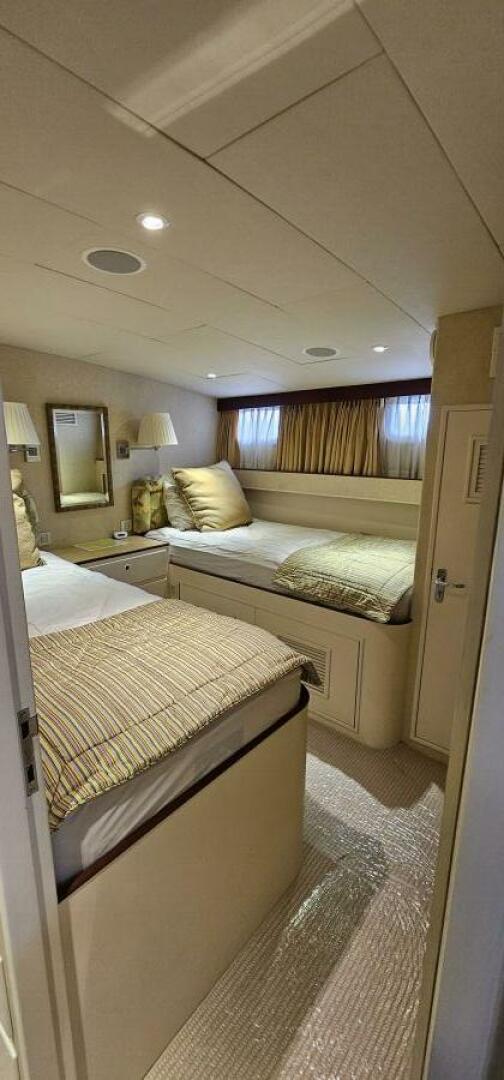 Summer Song 68ft Derecktor Yacht For Sale