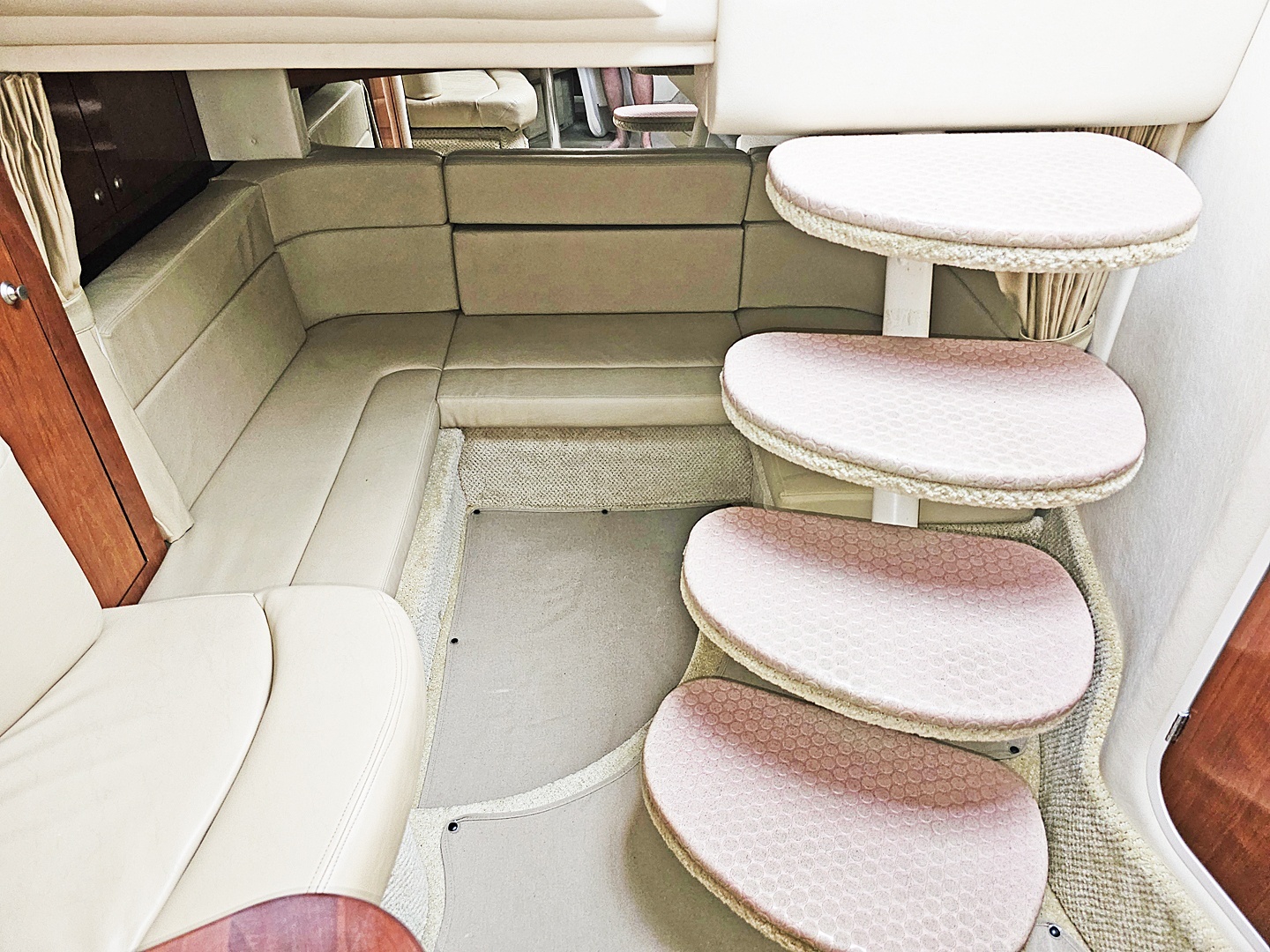 2007 Sea Ray 320