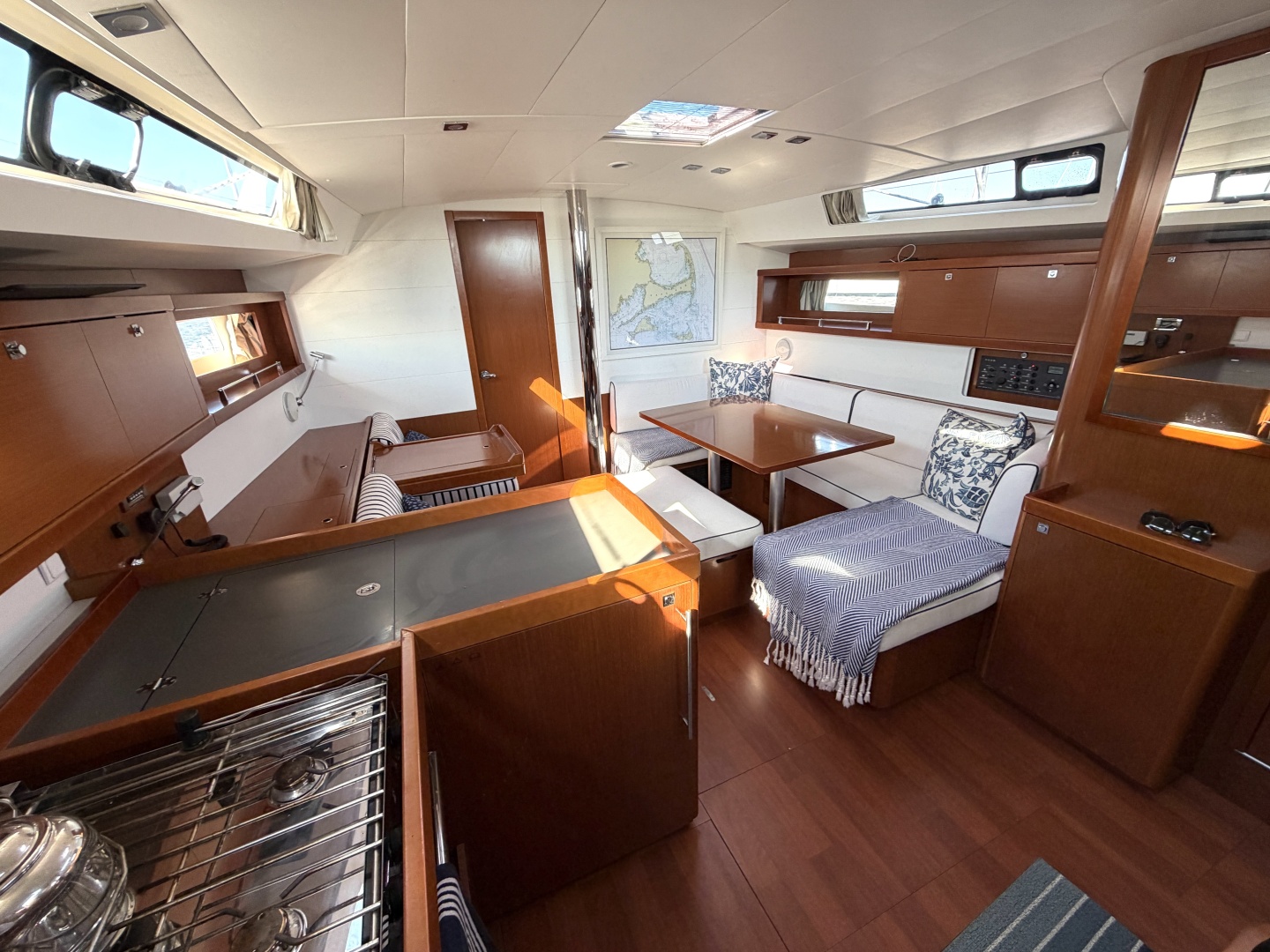 45ft Beneteau Yacht For Sale
