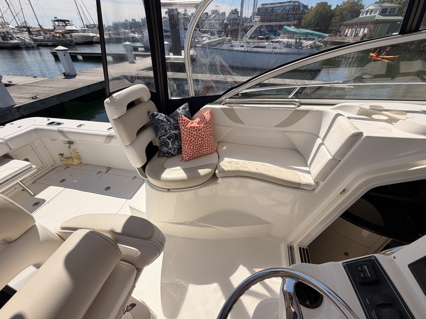 Belenos 28ft Boston Whaler Yacht For Sale