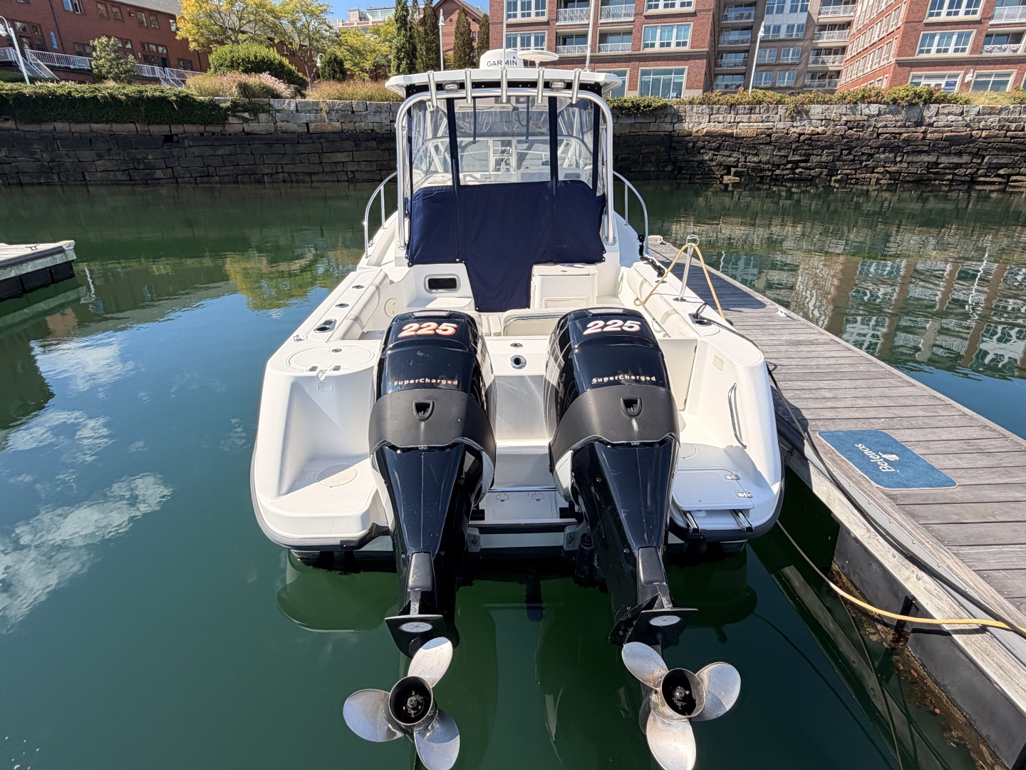 Belenos 28ft Boston Whaler Yacht For Sale