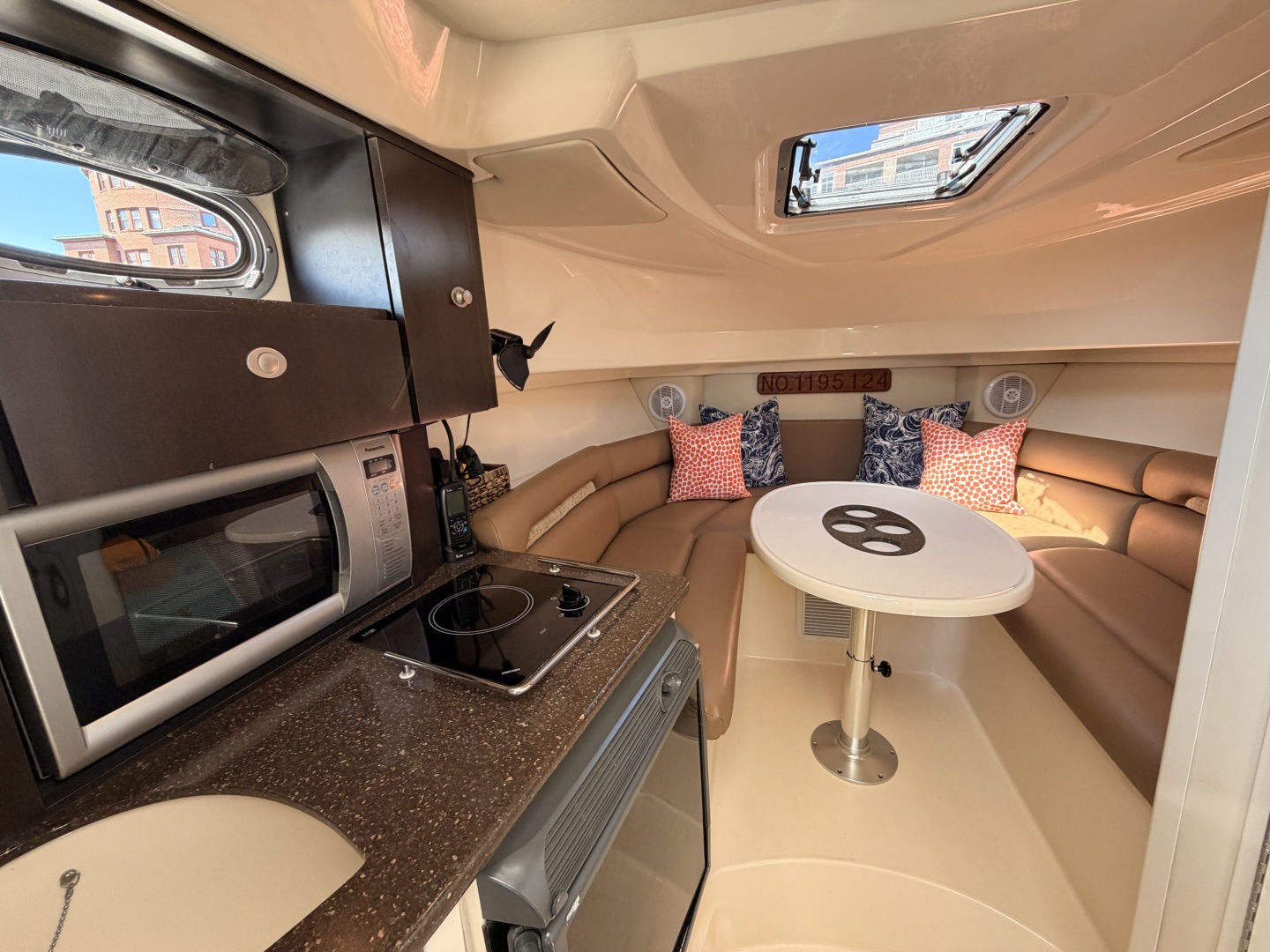 Belenos 28ft Boston Whaler Yacht For Sale