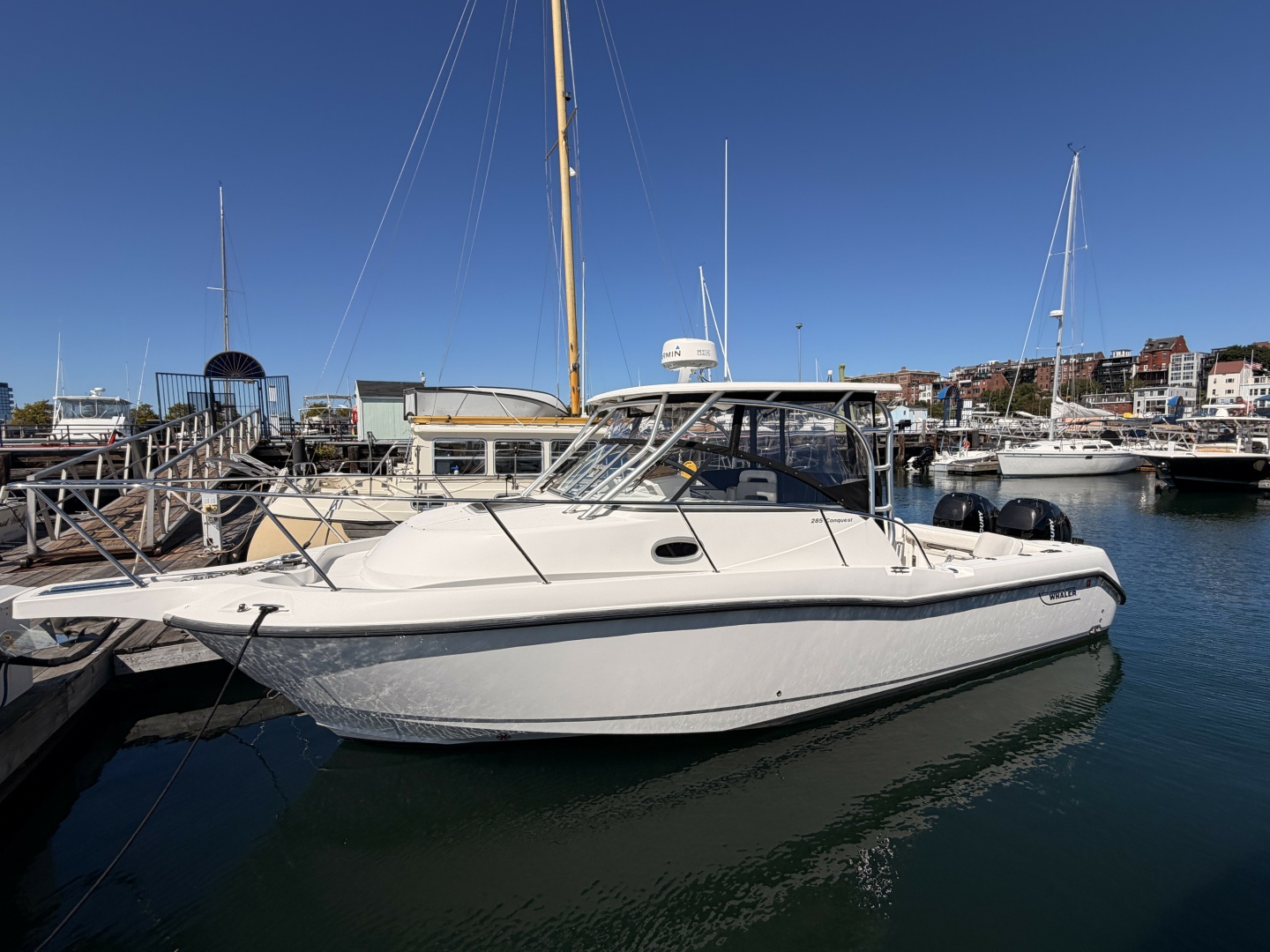 2007 Boston Whaler 285 Conquest