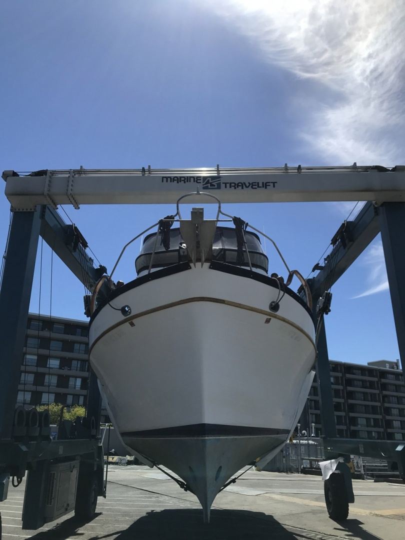 1979 Ocean Alexander 40 Double Cabin