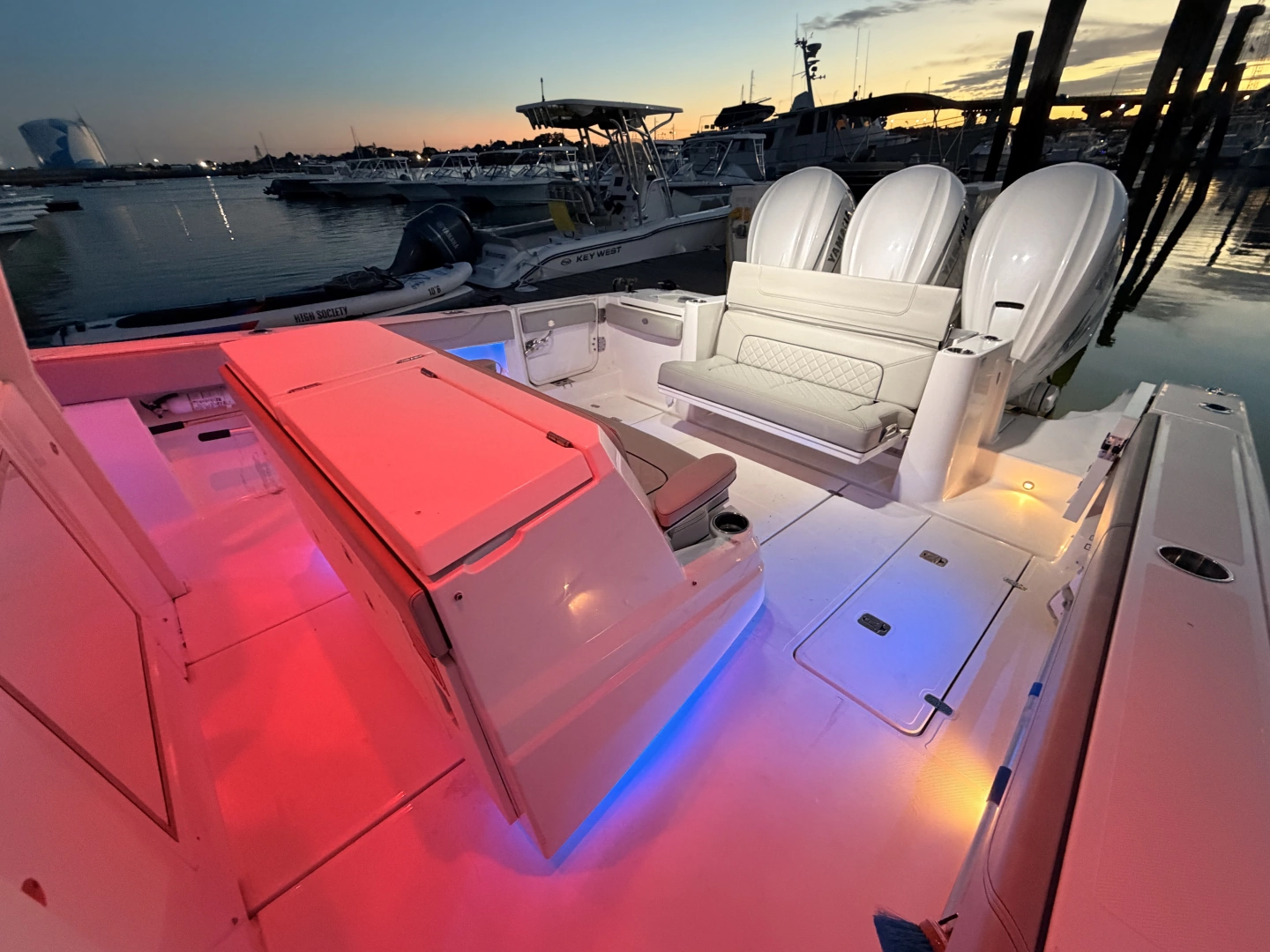 Pursuit S378 Yacht For Sale
