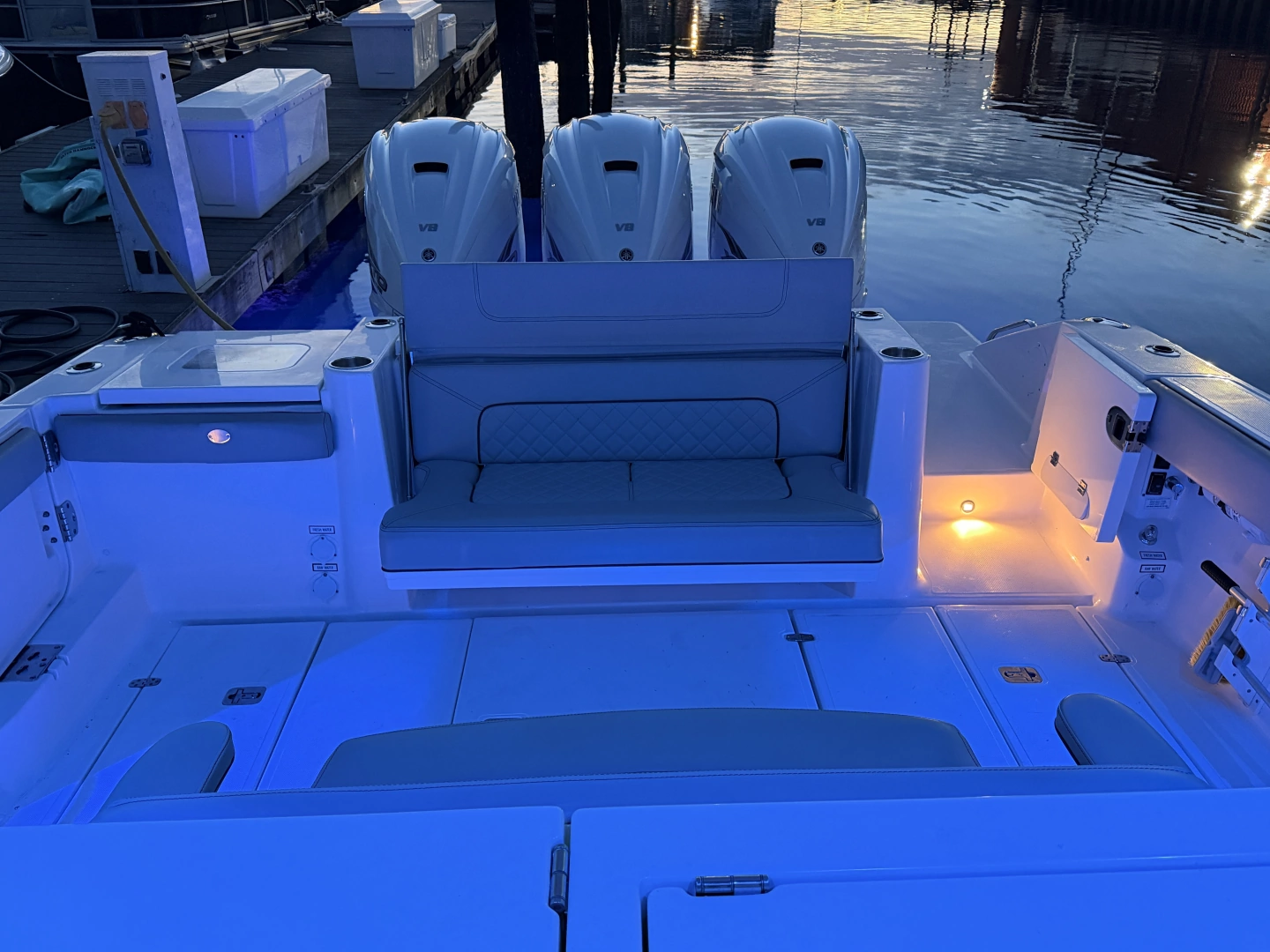 Pursuit S378 Yacht For Sale