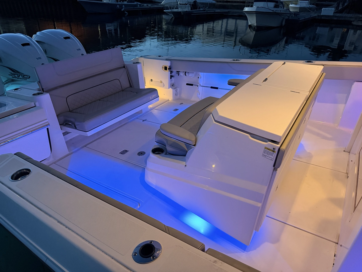 Pursuit S378 Yacht For Sale