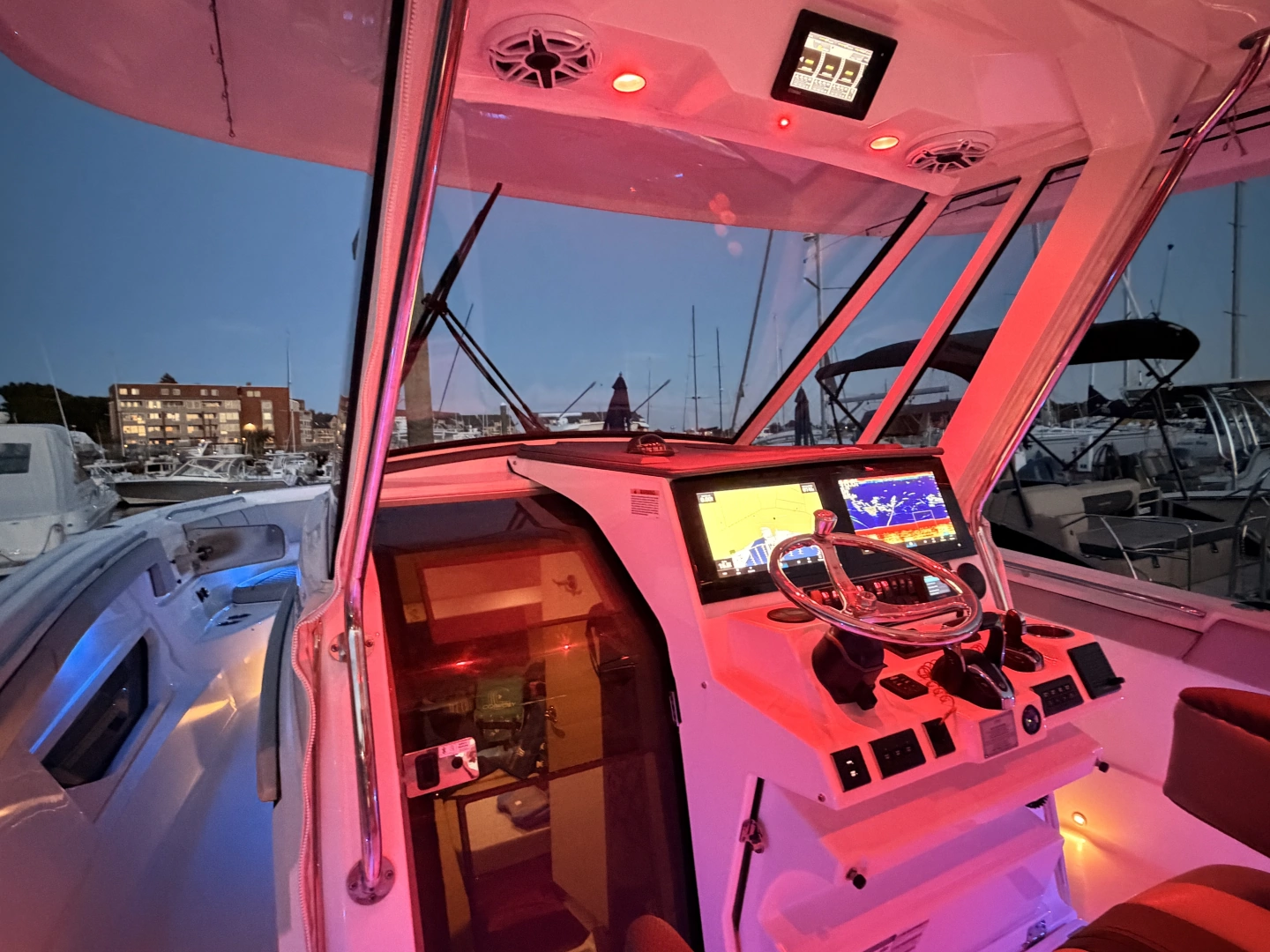 Pursuit S378 Yacht For Sale