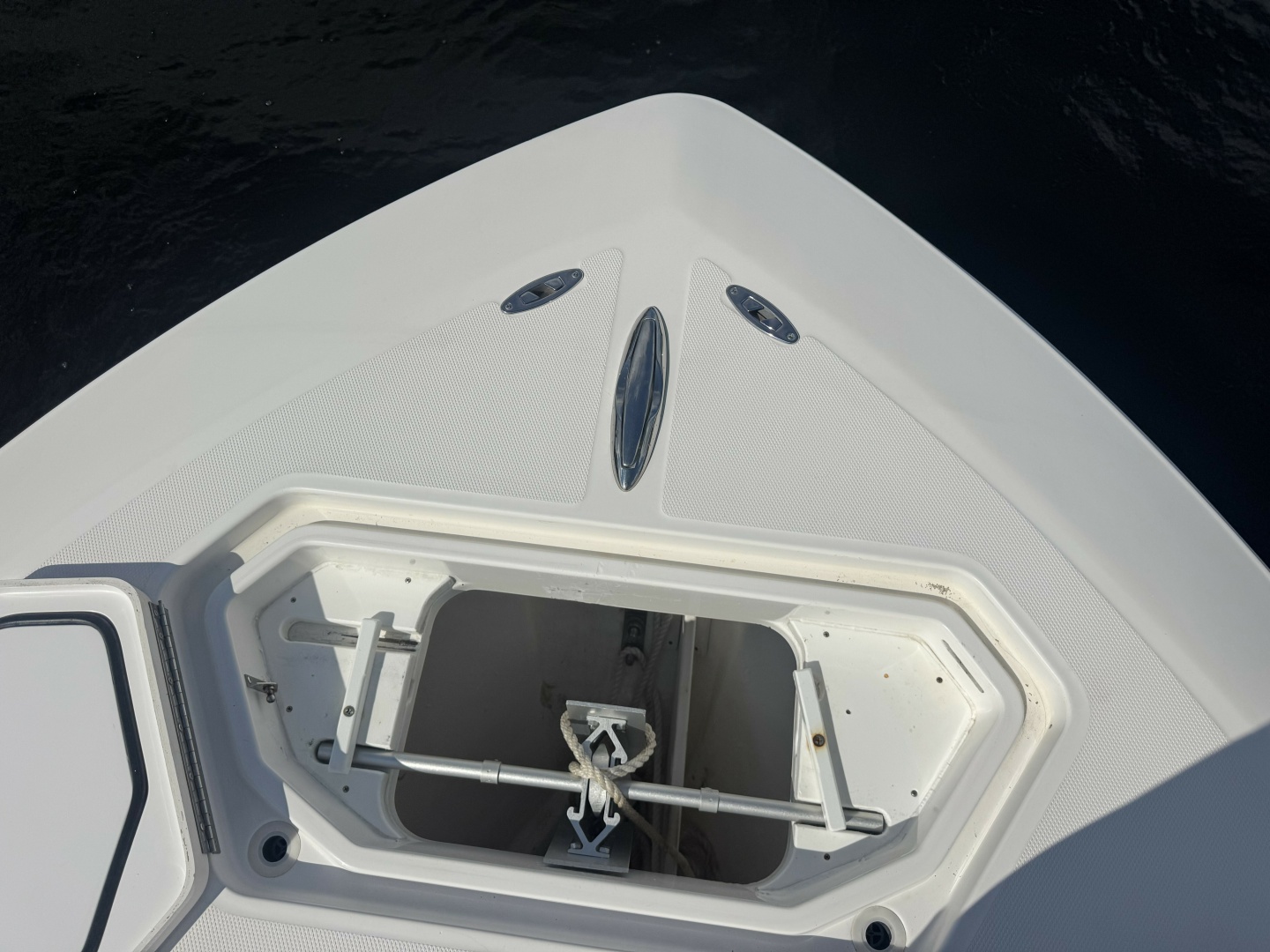 Line Holder 36ft Invincible Yacht For Sale