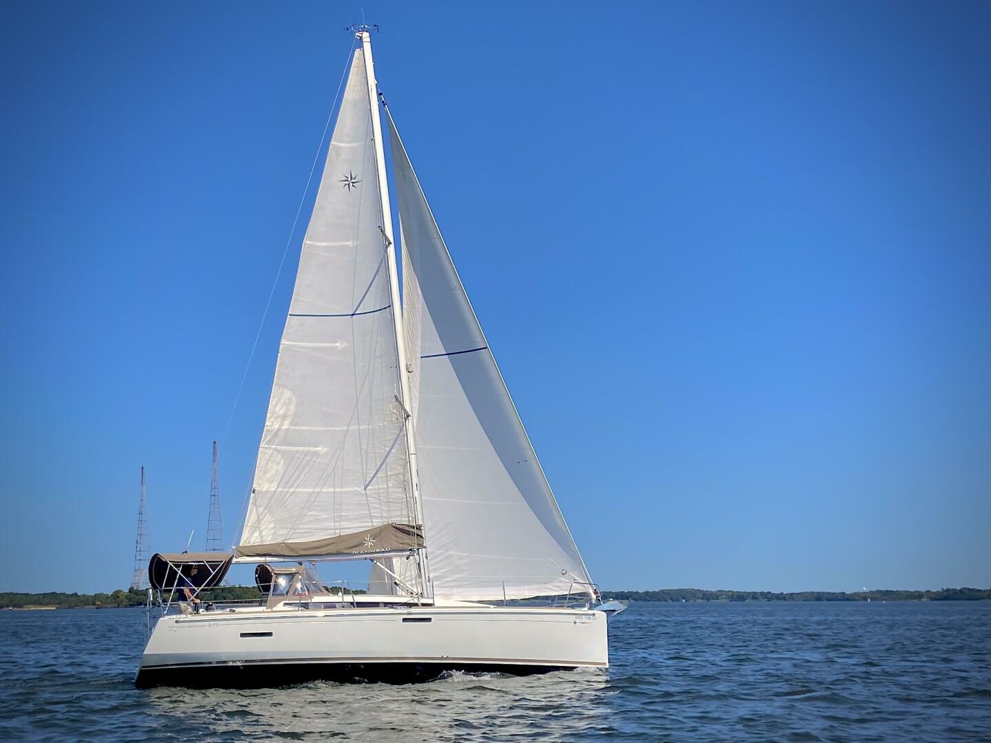 2015 Jeanneau 379