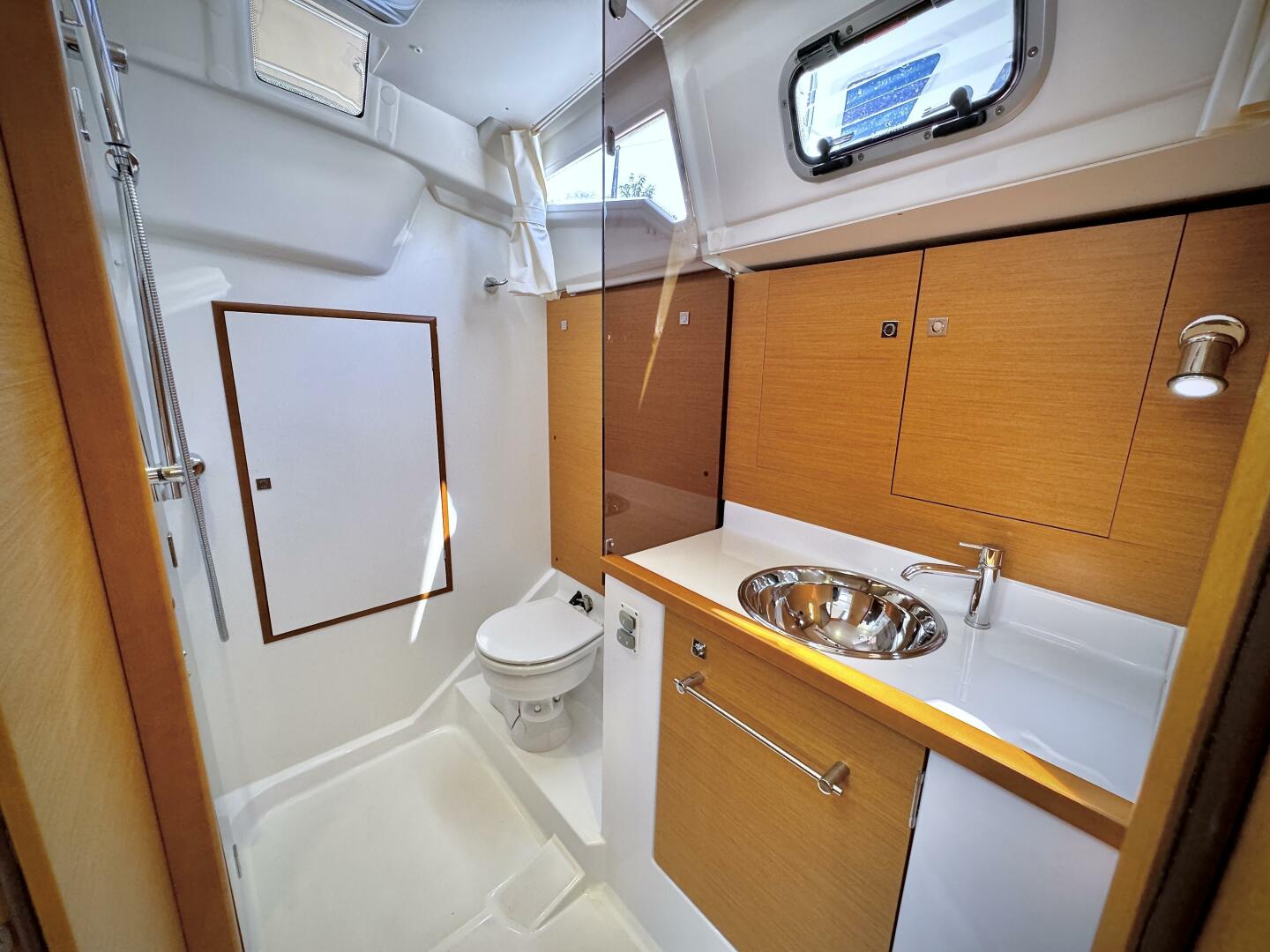 2015 Jeanneau 379