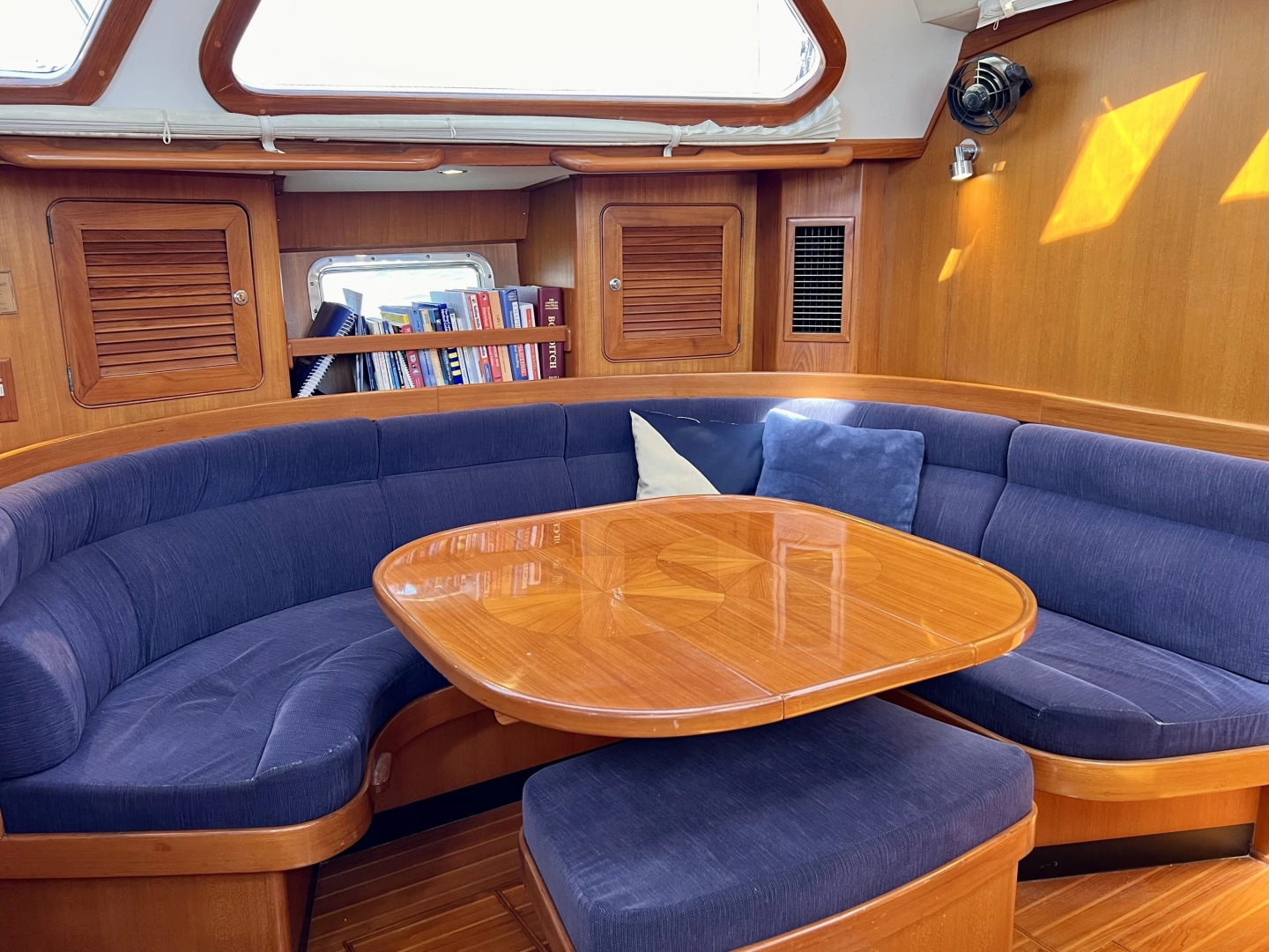 Hylas 54 RS Yacht For Sale