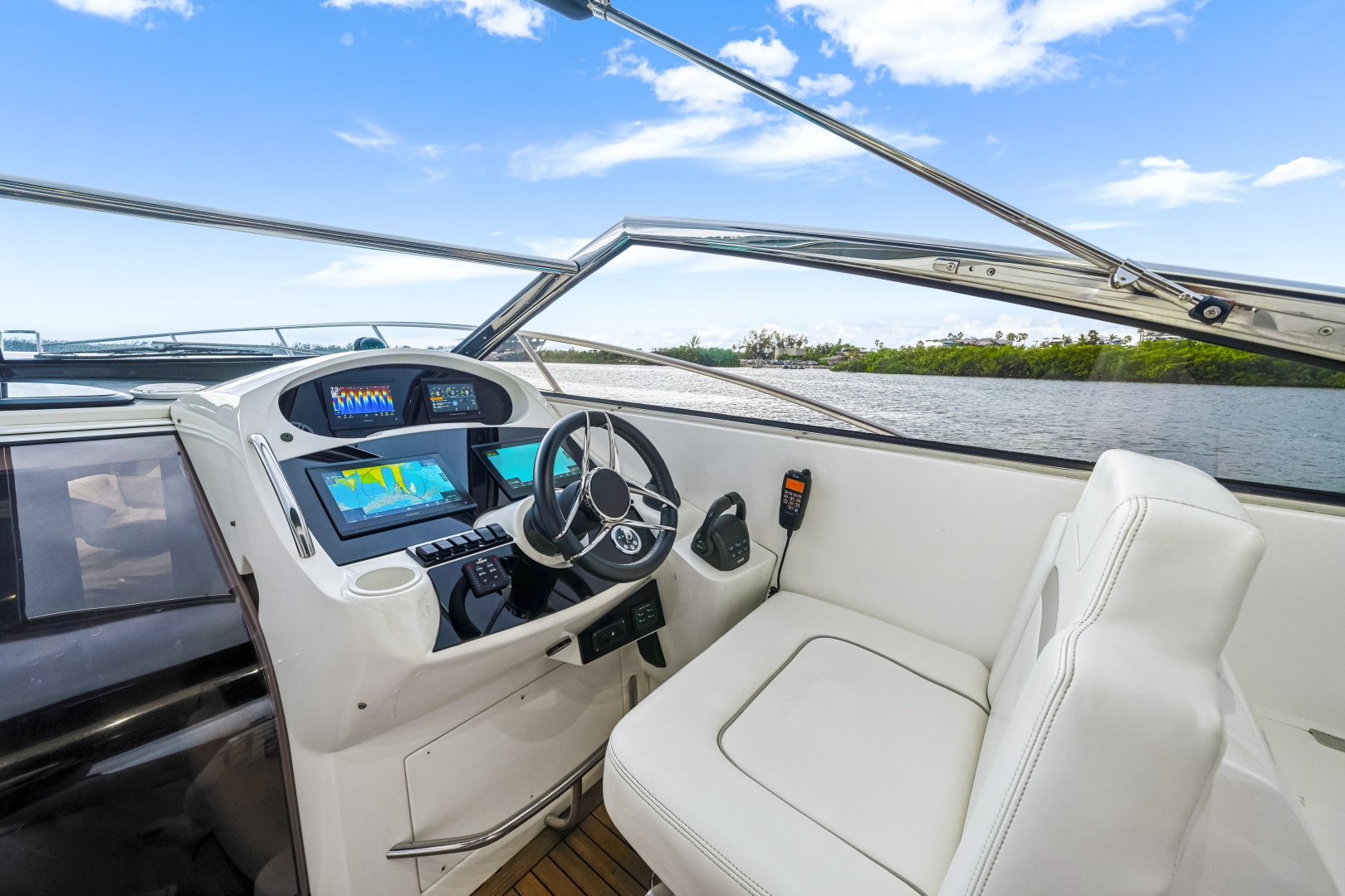 35ft Sunseeker Yacht For Sale