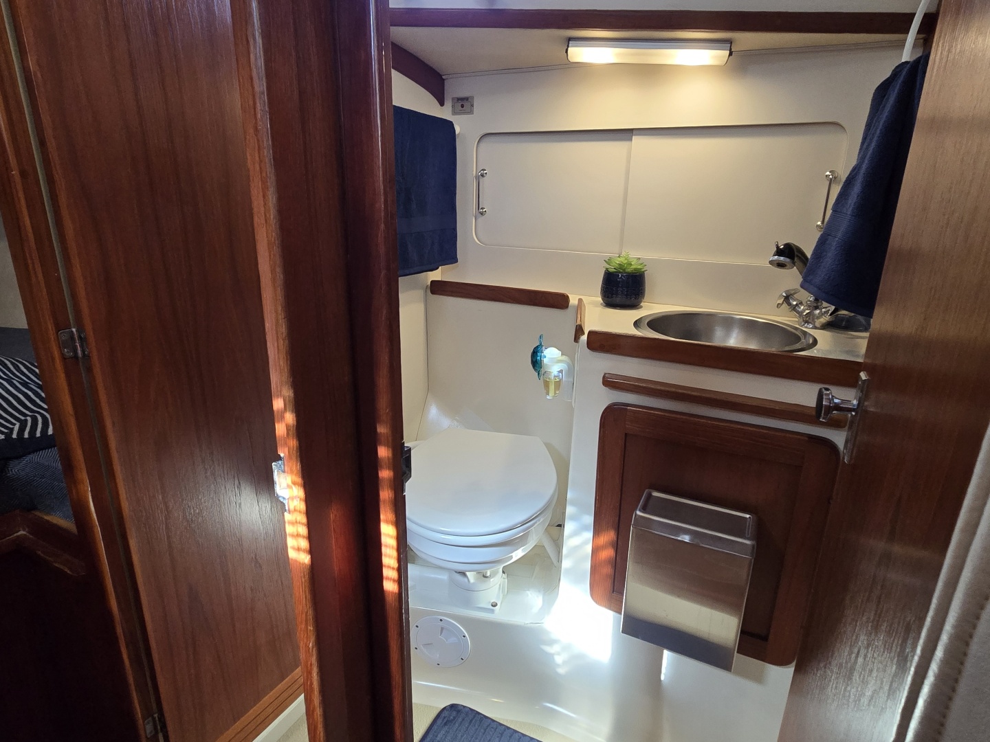 La Sirena 35ft Caliber Yacht For Sale