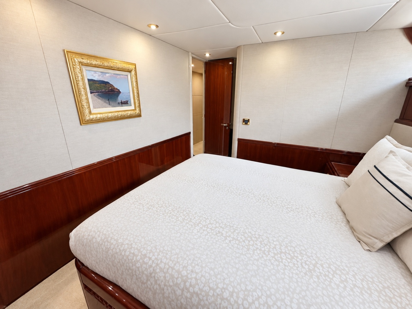 Bamboozled Again 80ft Lazzara Yachts Yacht For Sale