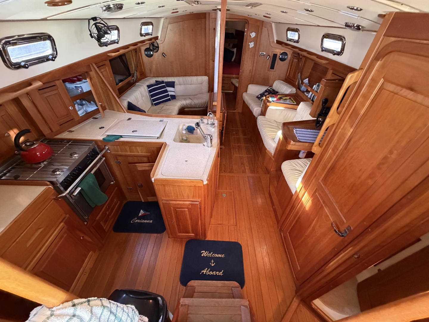 2011 Tartan 4300