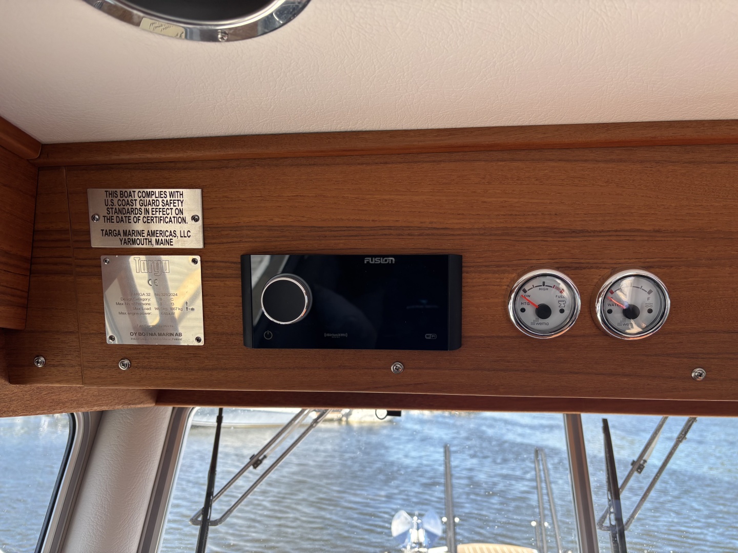 32ft Targa Yacht For Sale