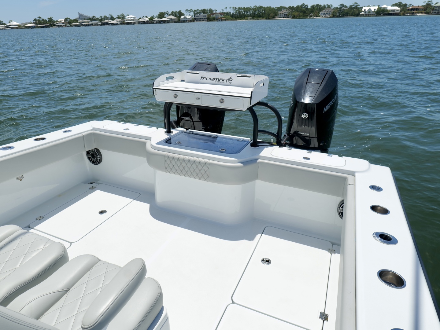 34ft Freeman Yacht For Sale
