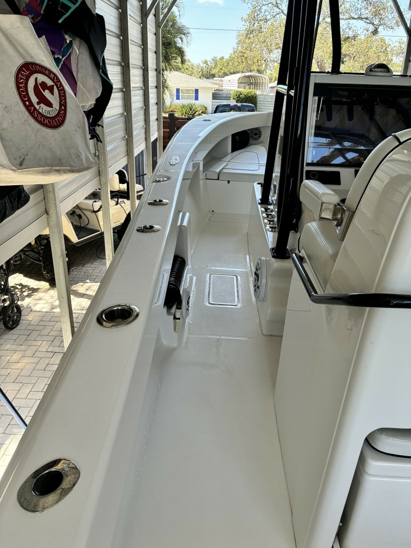 29ft SeaVee Yacht For Sale 29ft SeaVee Yacht For Sale