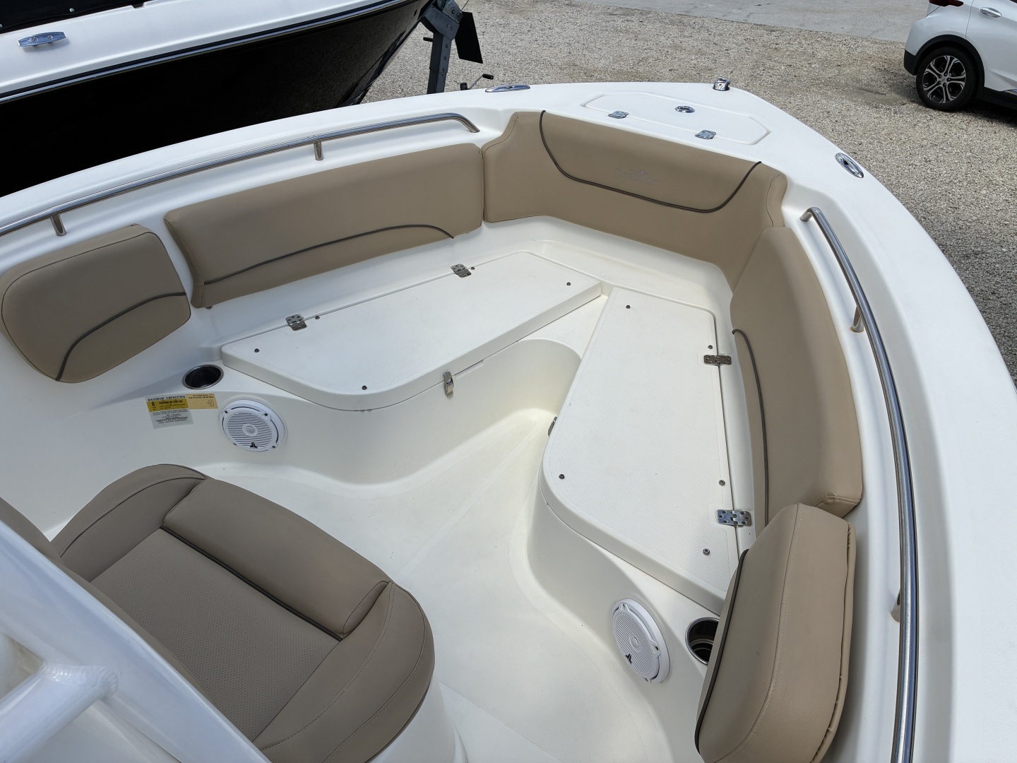 21ft NauticStar Yacht For Sale