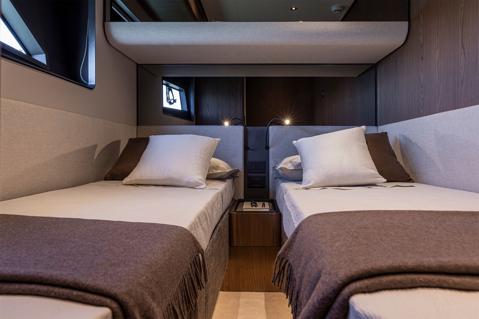 2025 Ferretti Yachts 