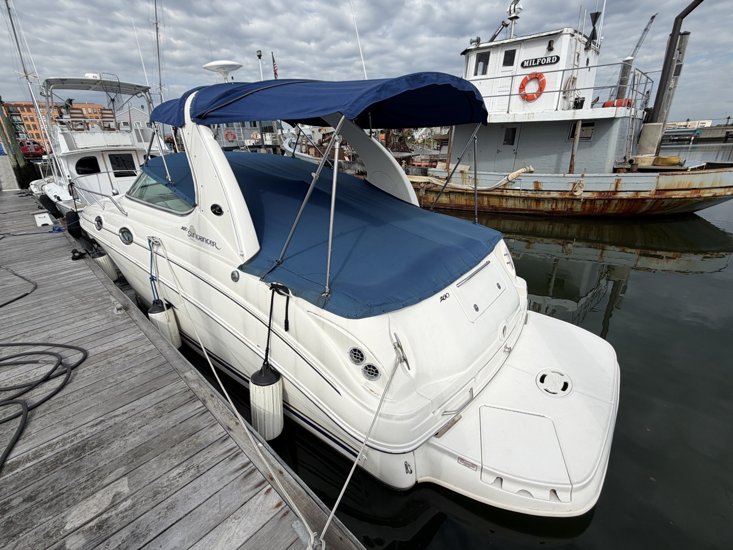 28ft Sea Ray Yacht For Sale