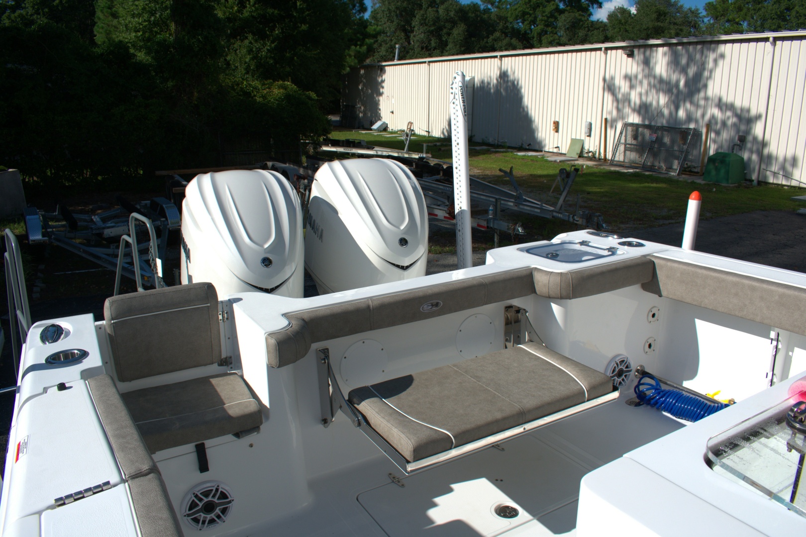 Sea Dogs 30ft Sea Hunt Yacht For Sale
