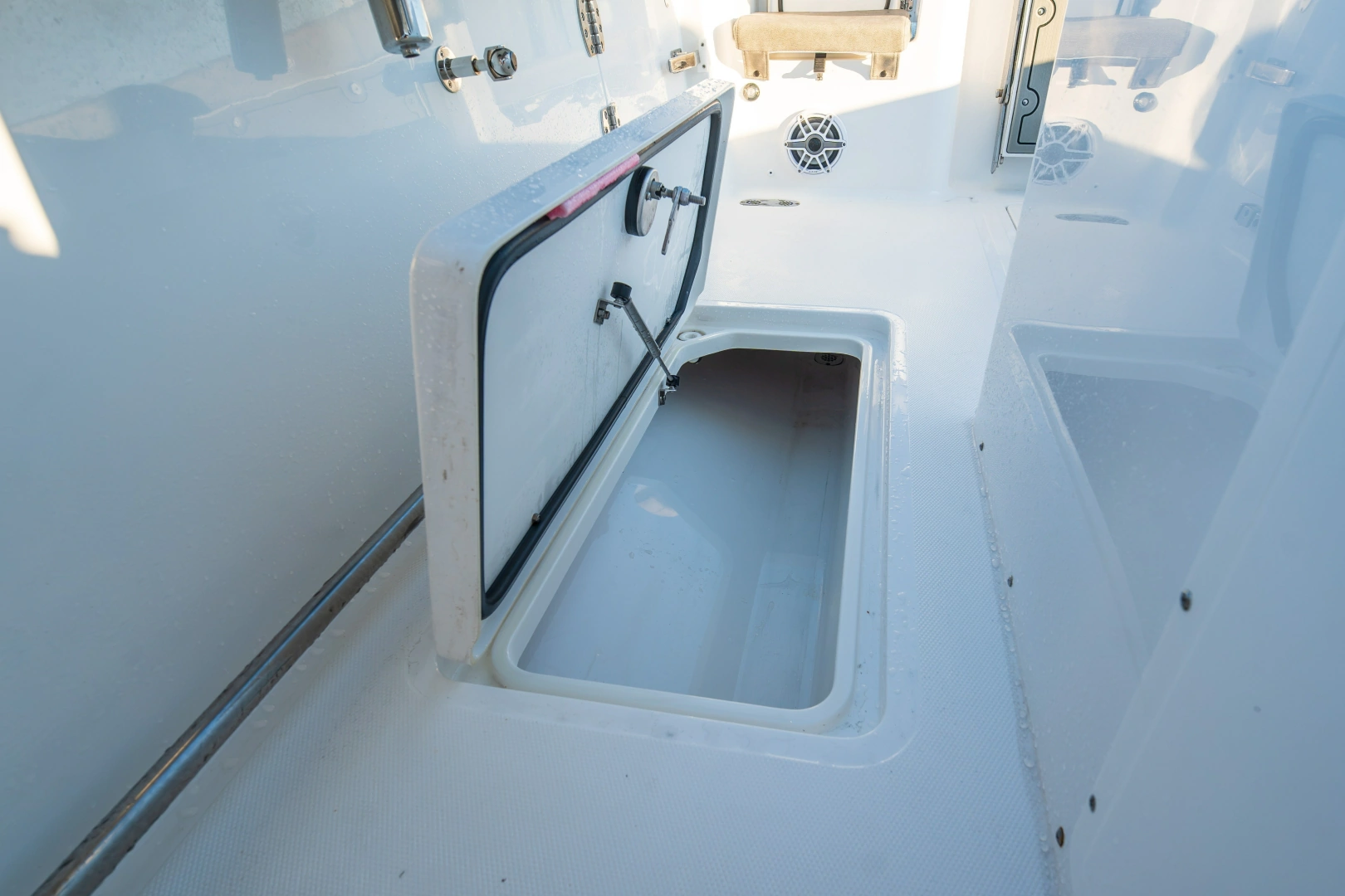 Sea Hunt Gamefish 30CB Yacht For Sale