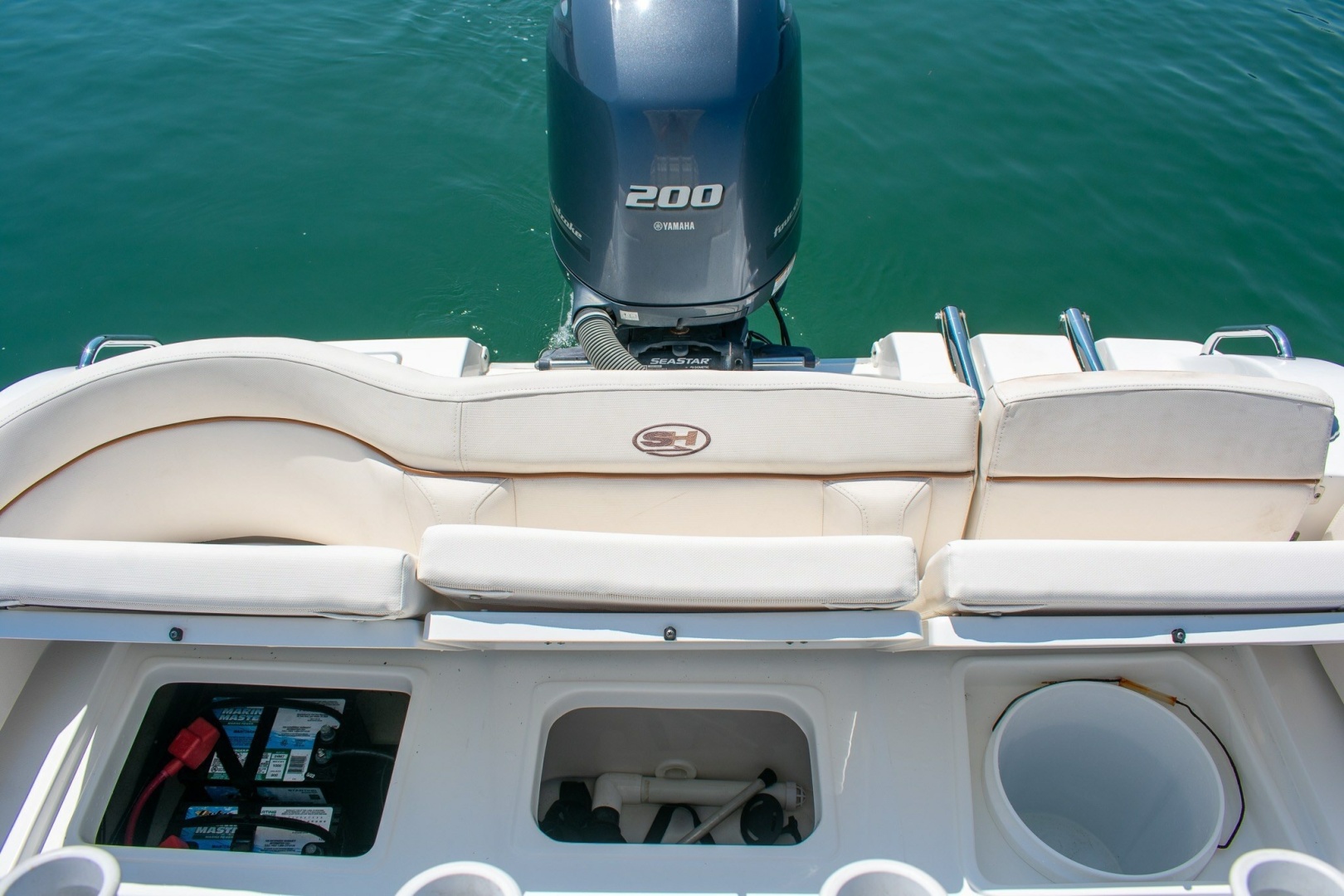 2022 Sea Hunt Ultra 219
