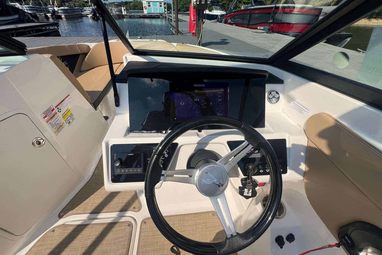 2022 Sea Ray SPX 210