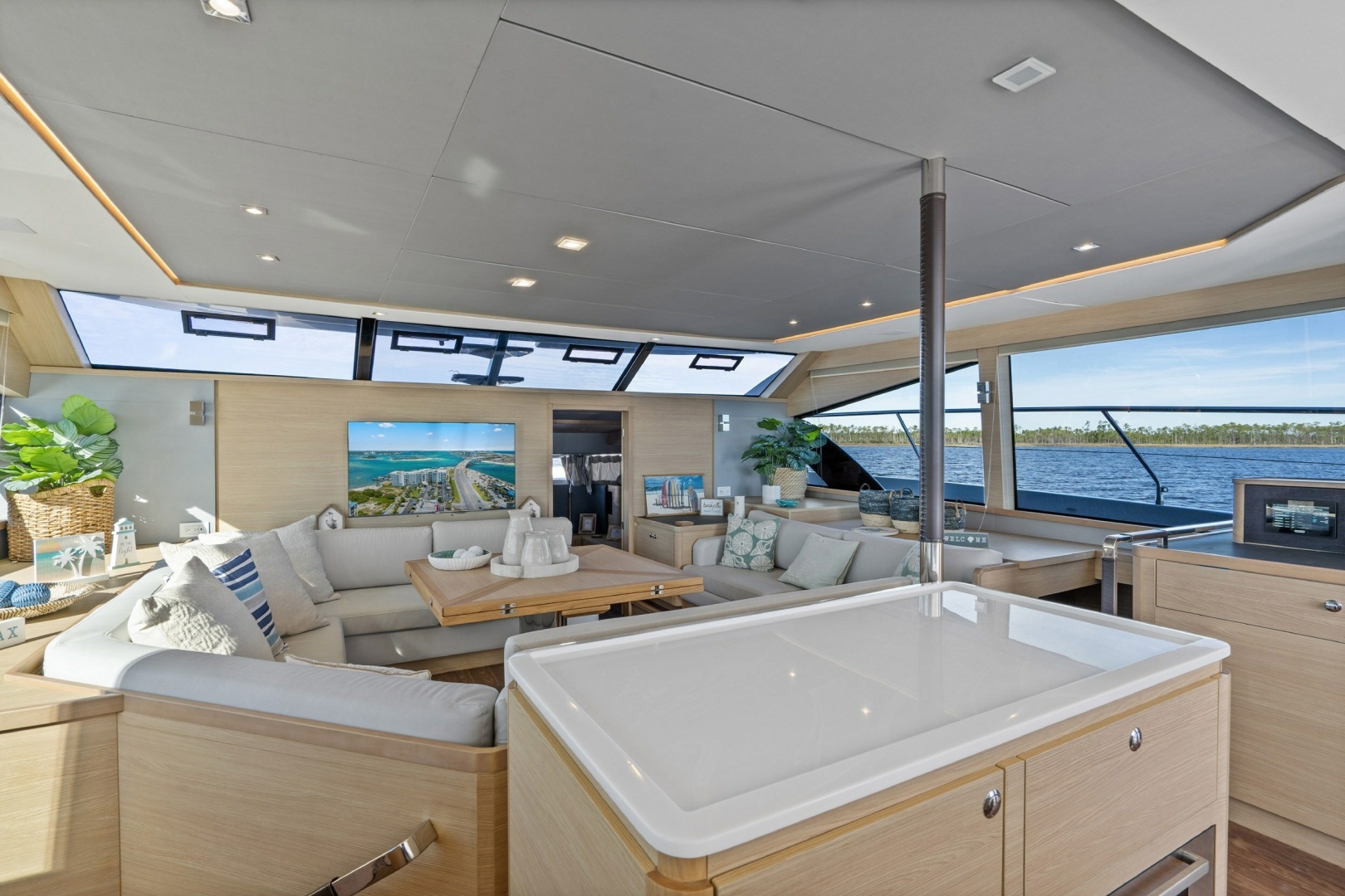 54ft Aquila Yacht For Sale
