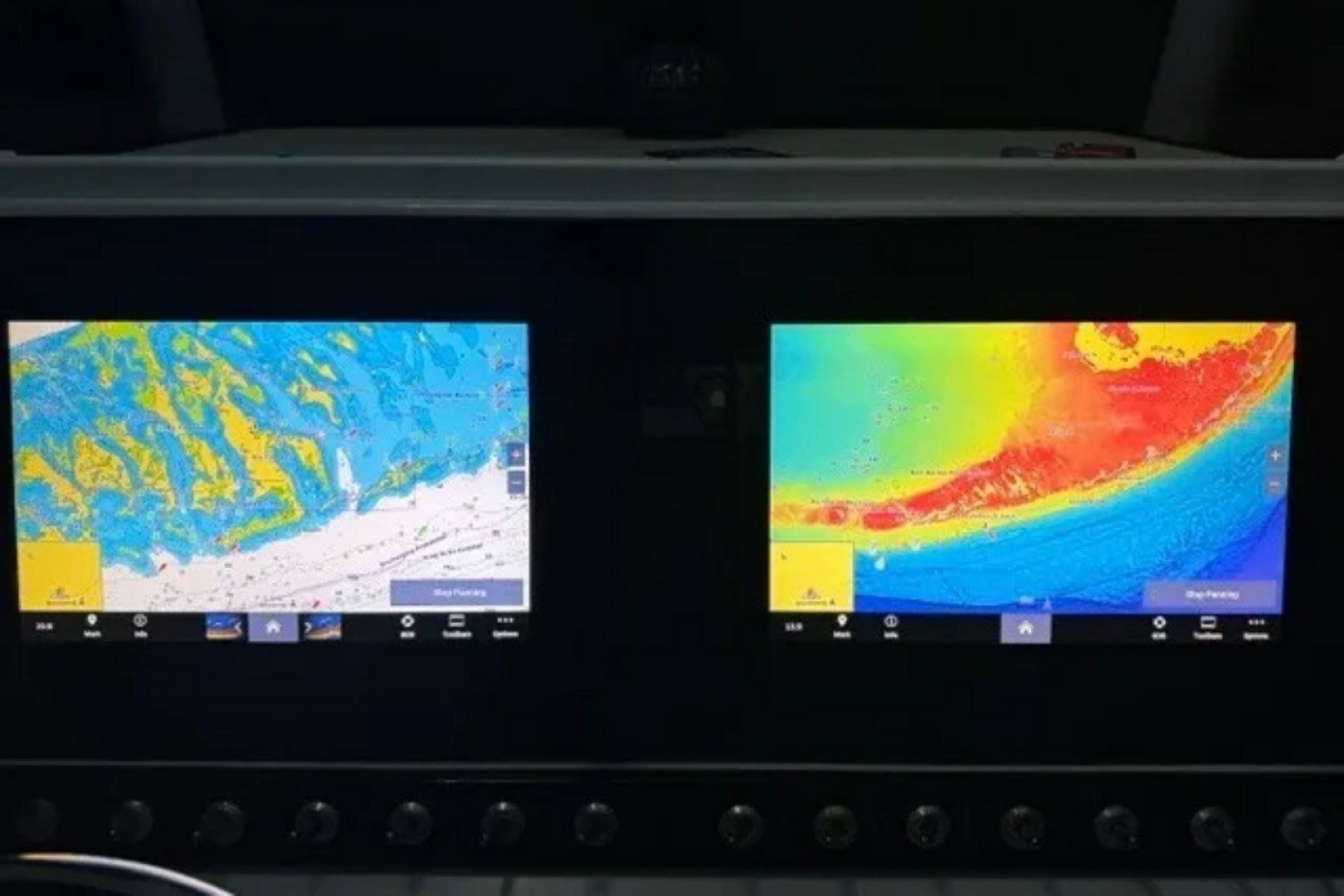 2021 Sportsman Open 242 Center Console