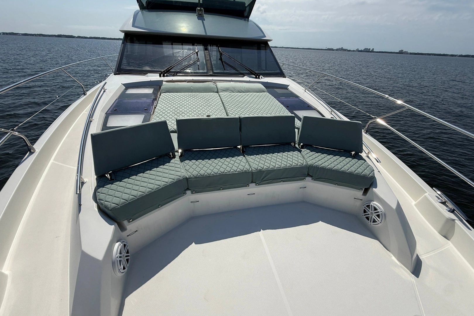 Prestige 630 Yacht For Sale