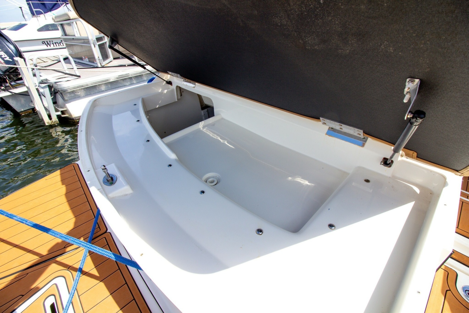 22ft Sea Ray Yacht For Sale 22ft Sea Ray Yacht For Sale