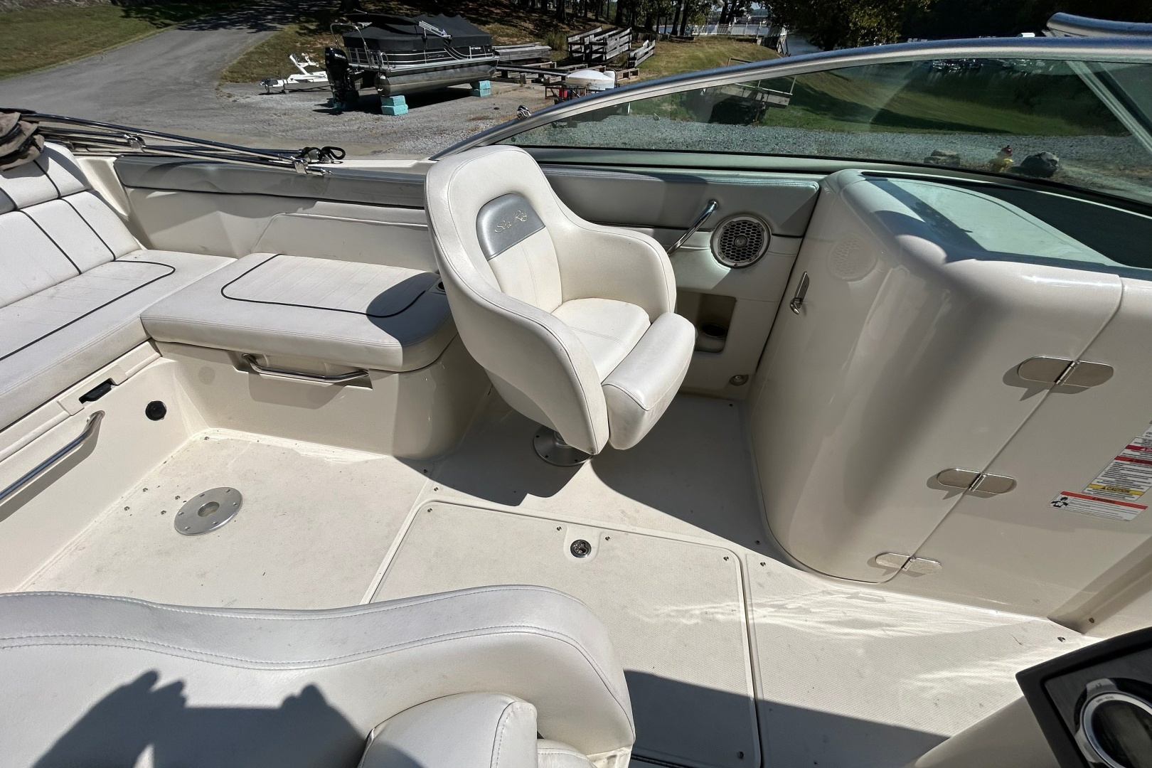 26ft Sea Ray Yacht For Sale