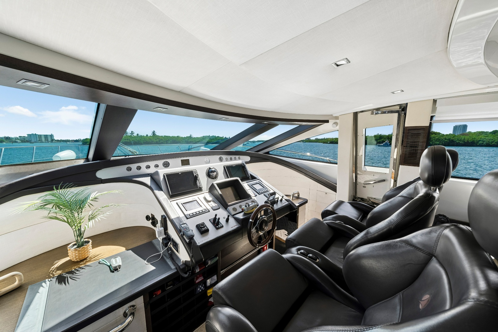 UNICO 86ft Azimut Yacht For Sale