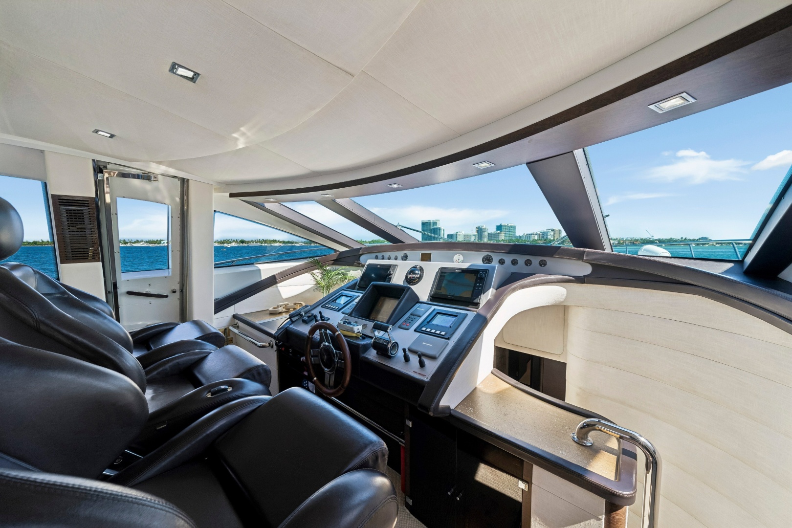 UNICO 86ft Azimut Yacht For Sale