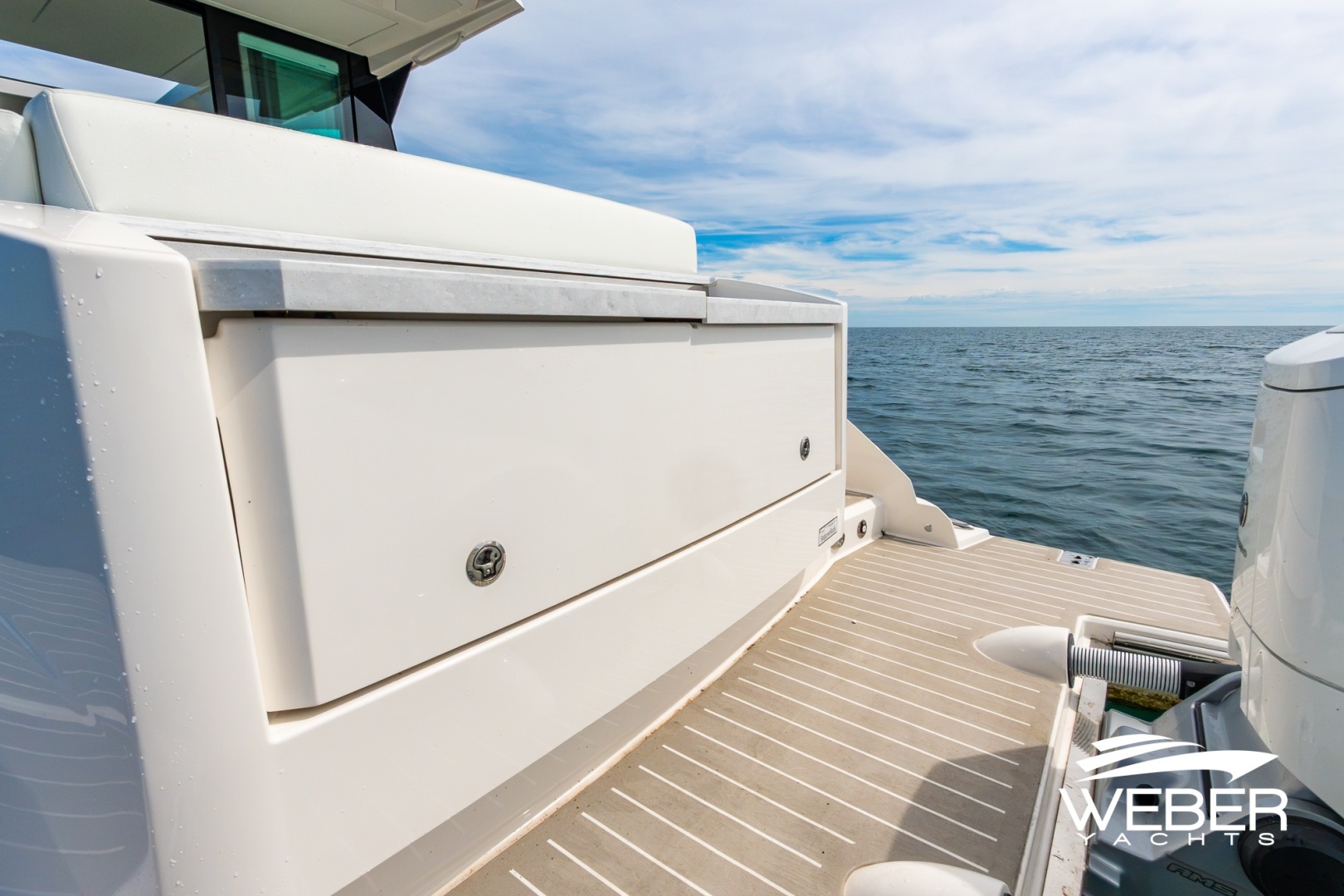 2026 Tiara Yachts 