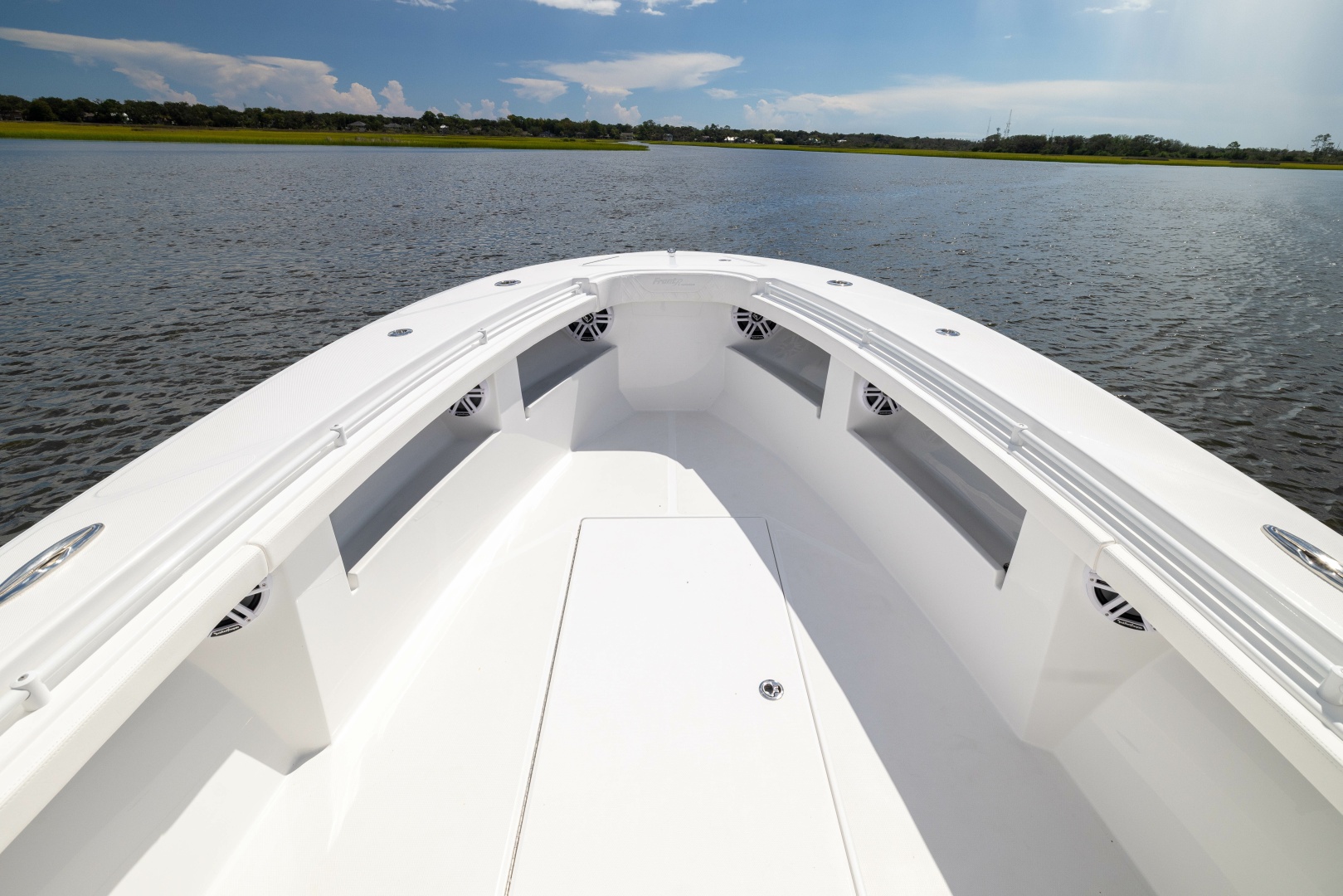 33ft Front Runner Yacht For Sale