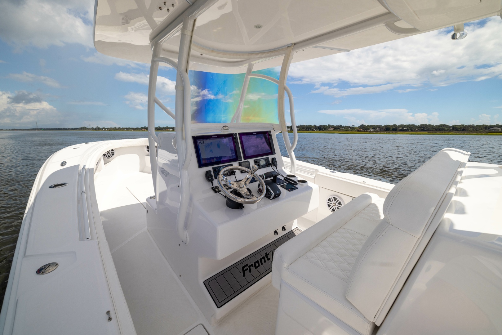 33ft Front Runner Yacht For Sale
