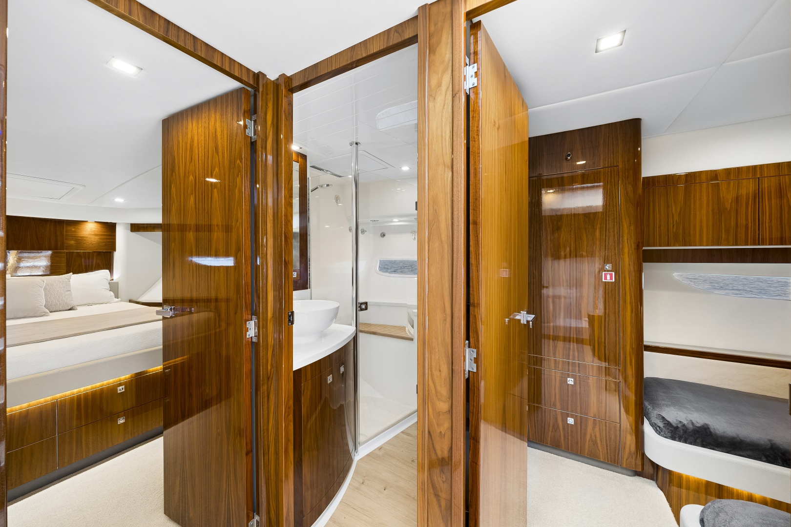GUACHAFITA 60ft Riviera Yacht For Sale