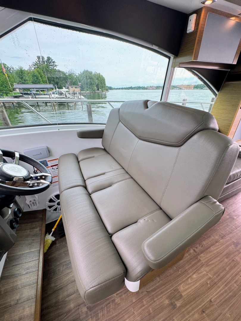 Black Pearl 45ft Cruisers Yachts Yacht For Sale