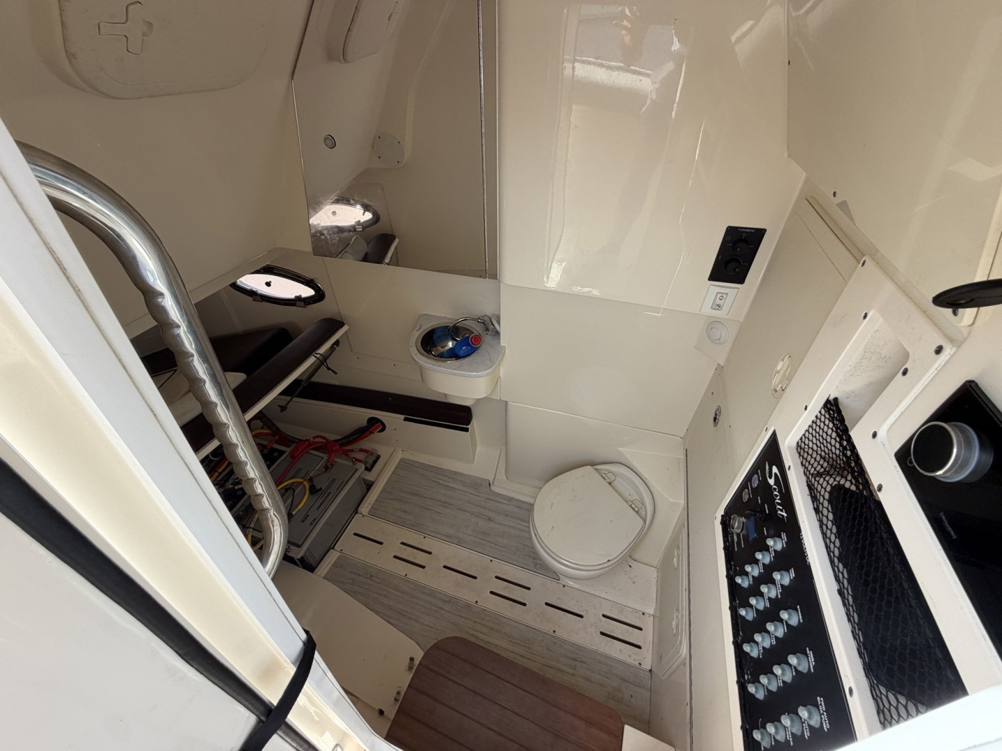 30ft Scout Yacht For Sale